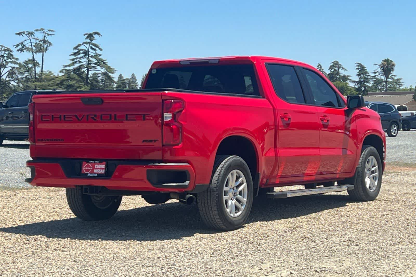Used 2021 Chevrolet Silverado 1500 RST w/ Bed Protection Package RWD image 3