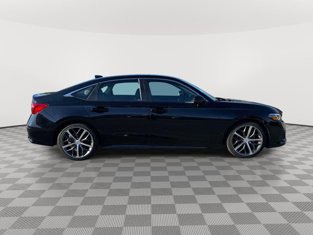 Used 2022 Honda Civic Touring image 8