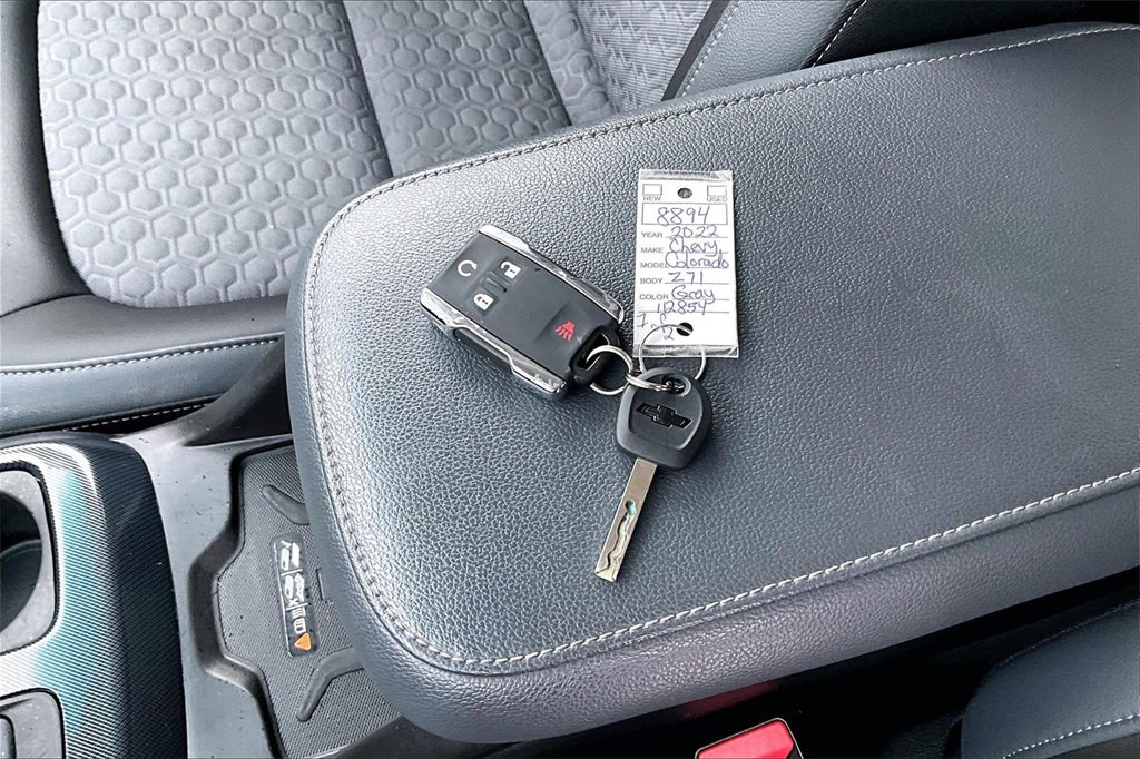 Used 2022 Chevrolet Colorado Z71 image 29