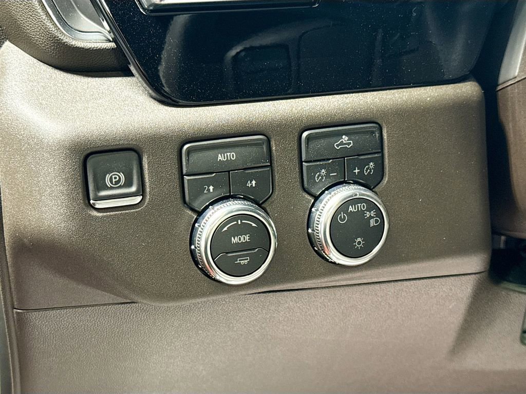 New 2026 GMC Sierra 1500 SLE w/ Preferred Package image 10