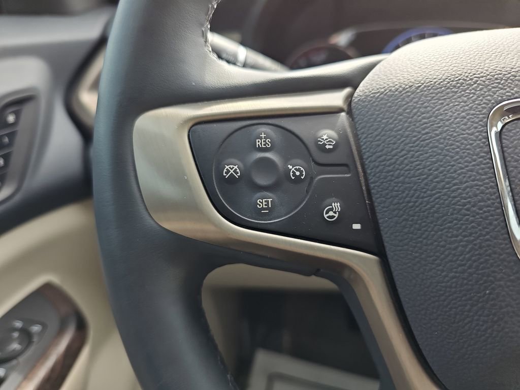 Used 2023 GMC Acadia Denali FWD image 22