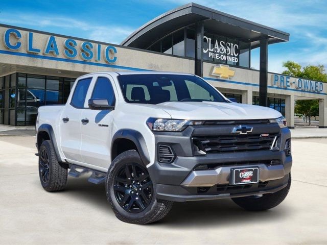 Used 2025 Chevrolet Colorado Trail Boss video 2