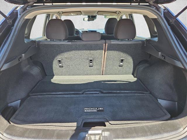 Used 2020 Nissan Rogue Sport SV AWD/4WD image 6