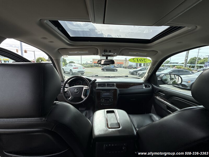 Used 2012 GMC Yukon Denali AWD/4WD image 17