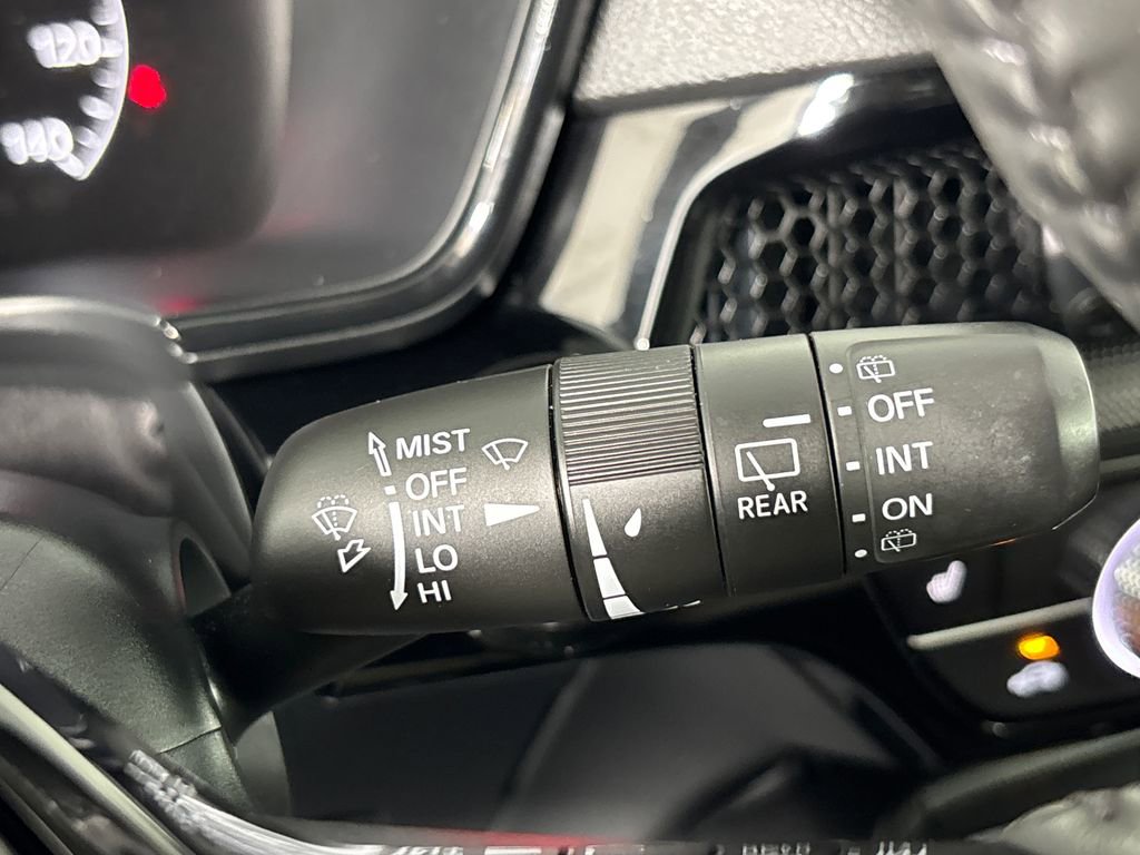 Used 2024 Honda CR-V EX-L image 17