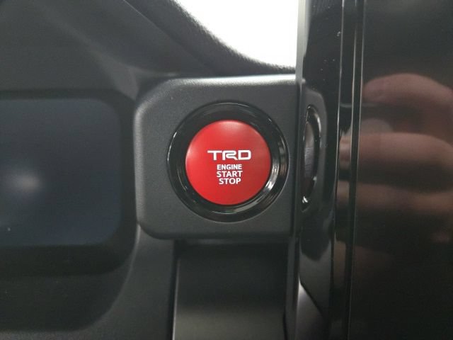 New 2026 Toyota 4Runner TRD Sport Premium AWD/4WD image 32
