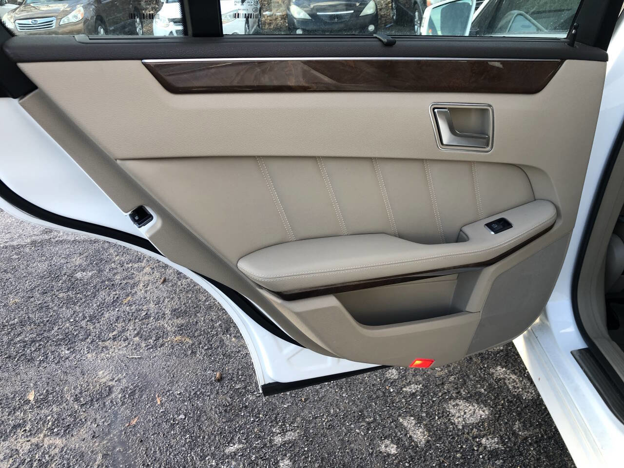 Used 2012 Mercedes-Benz E 350 4MATIC Wagon image 12