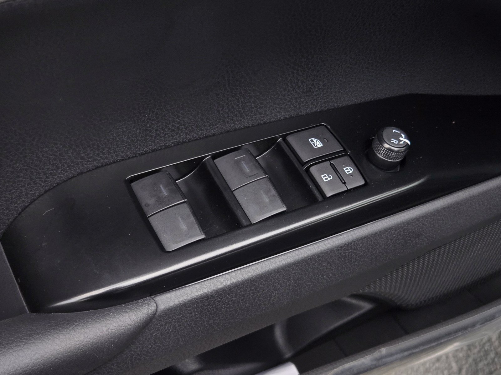 Certified 2026 Toyota Camry SE FWD image 10