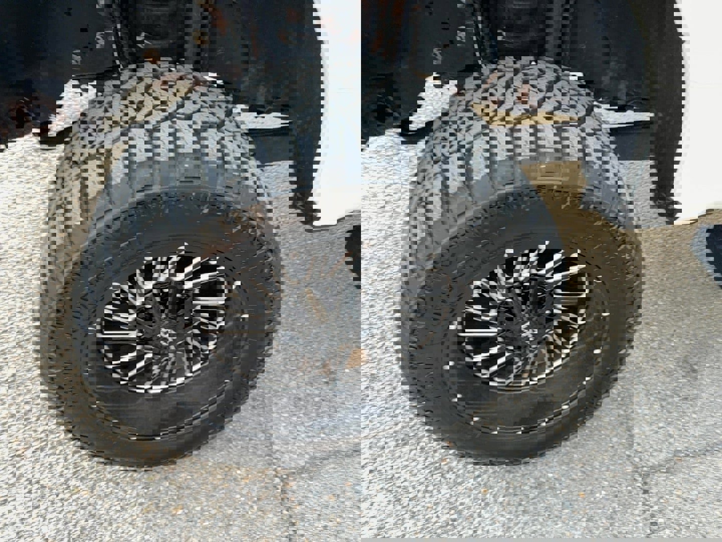 Used 2020 Ford F350 XL w/ Power Equipment Group image 7