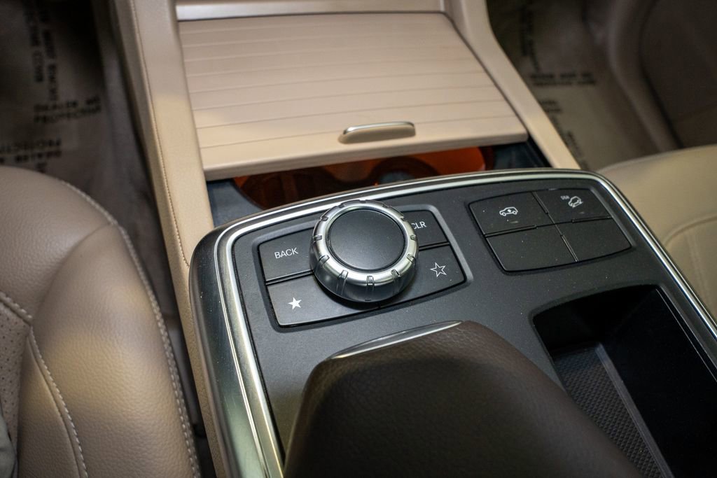 Used 2015 Mercedes-Benz GL 450 4MATIC image 18