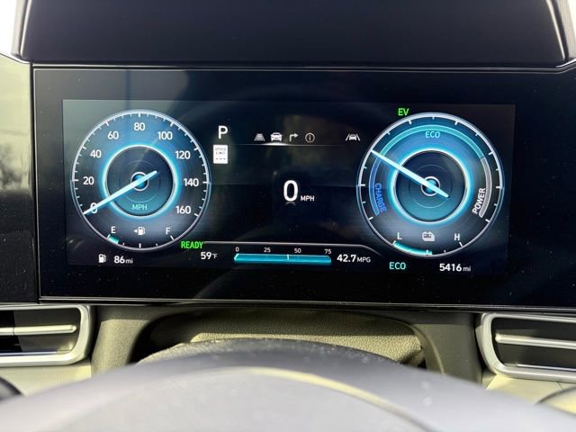 Used 2025 Hyundai Elantra Limited w/ Cargo Package image 28