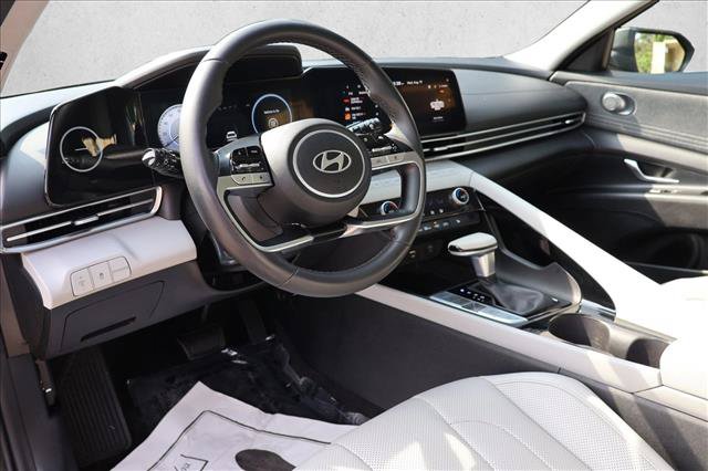 Certified 2024 Hyundai Elantra Limited FWD image 10