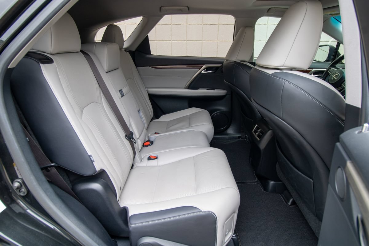 Used 2019 Lexus RX 350L FWD w/ Premium Package image 22