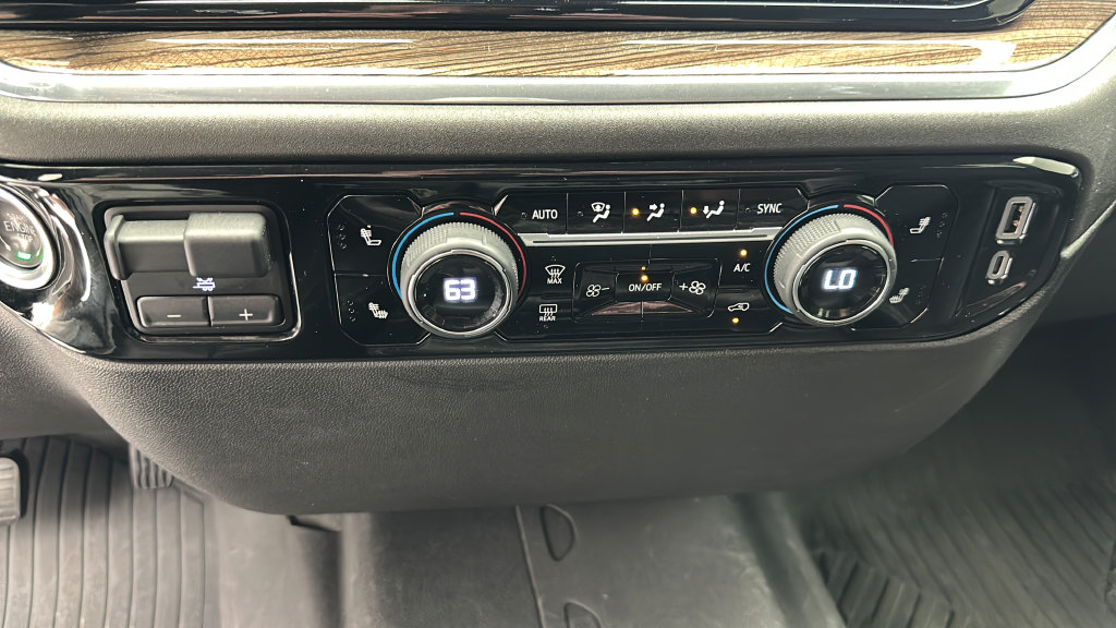 Used 2023 Chevrolet Silverado 1500 LT AWD/4WD image 21