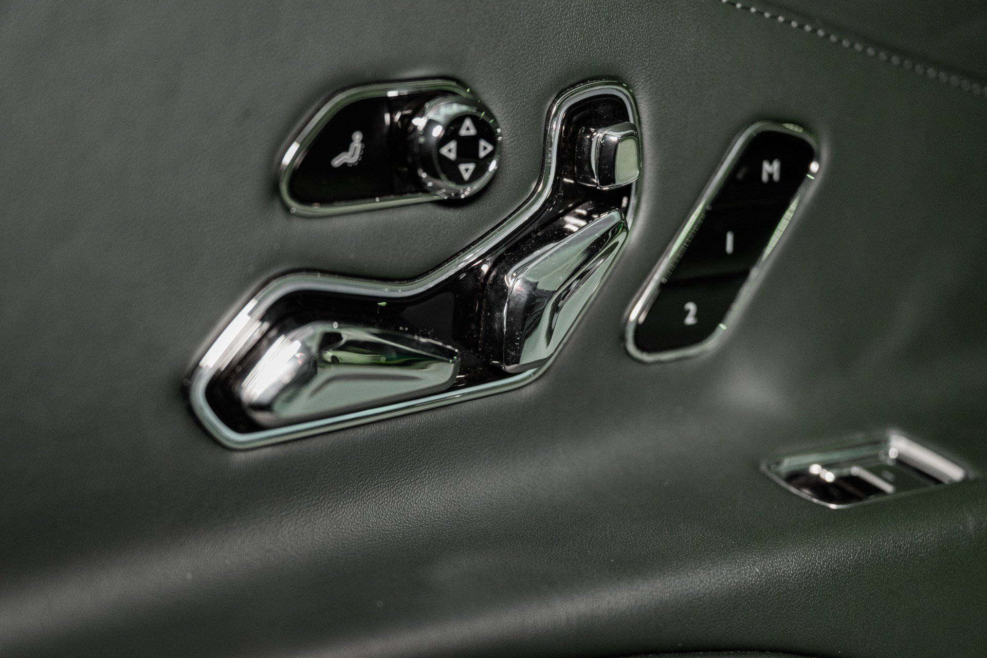 Certified 2022 Bentley Flying Spur V8 AWD/4WD image 25