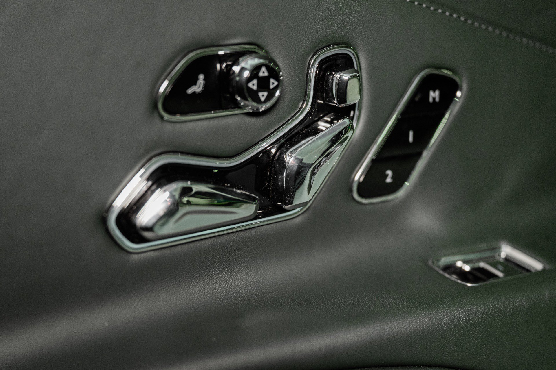 Used 2022 Bentley Flying Spur V8 image 25