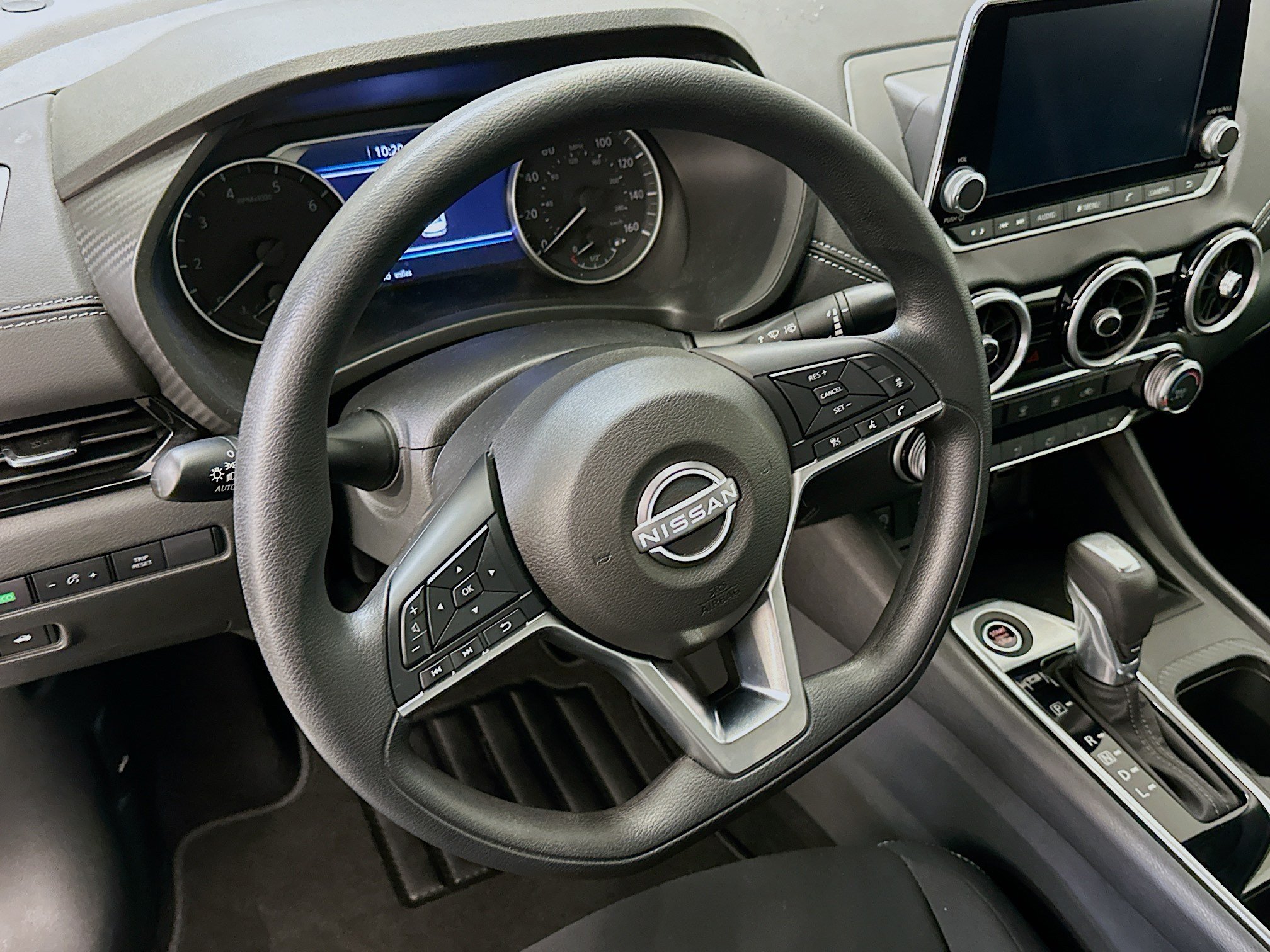 Used 2024 Nissan Sentra SV FWD image 18