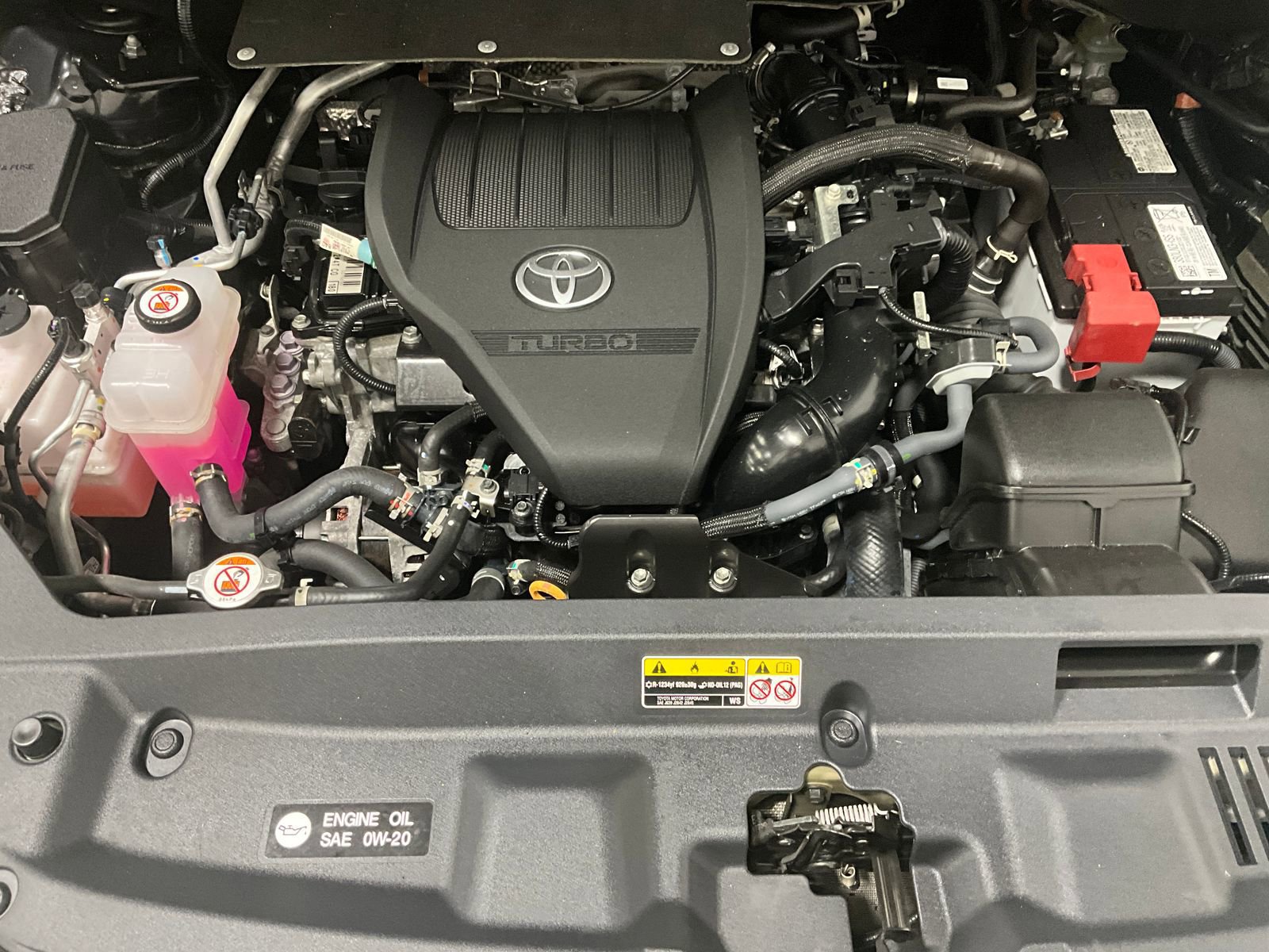 Used 2023 Toyota Highlander L image 9