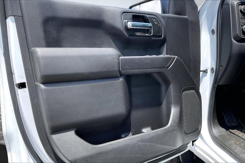 Used 2025 Chevrolet Silverado 1500 Custom Trail Boss w/ LPO, Dark Essentials Package AWD/4WD image 22