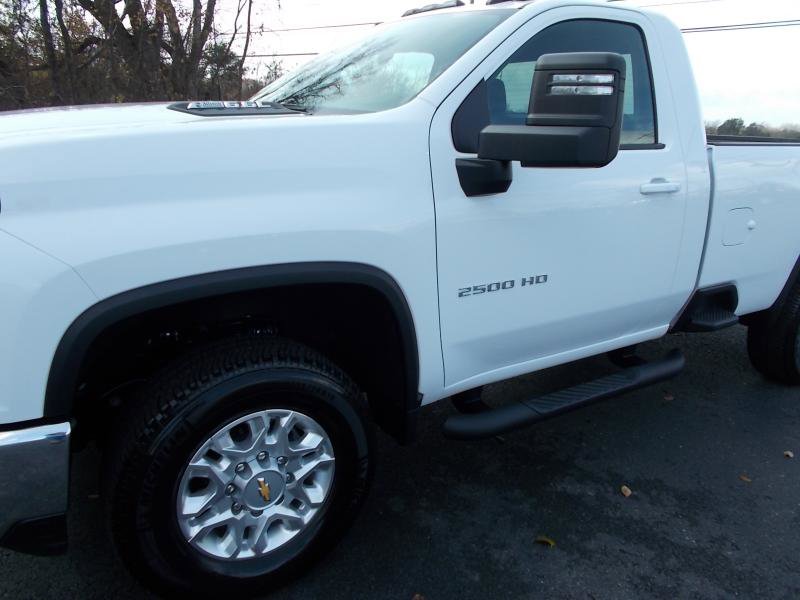 Used 2025 Chevrolet Silverado 2500 LT image 7