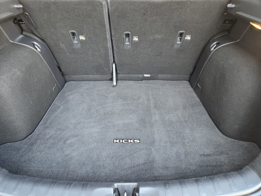 Used 2024 Nissan Kicks SR image 21