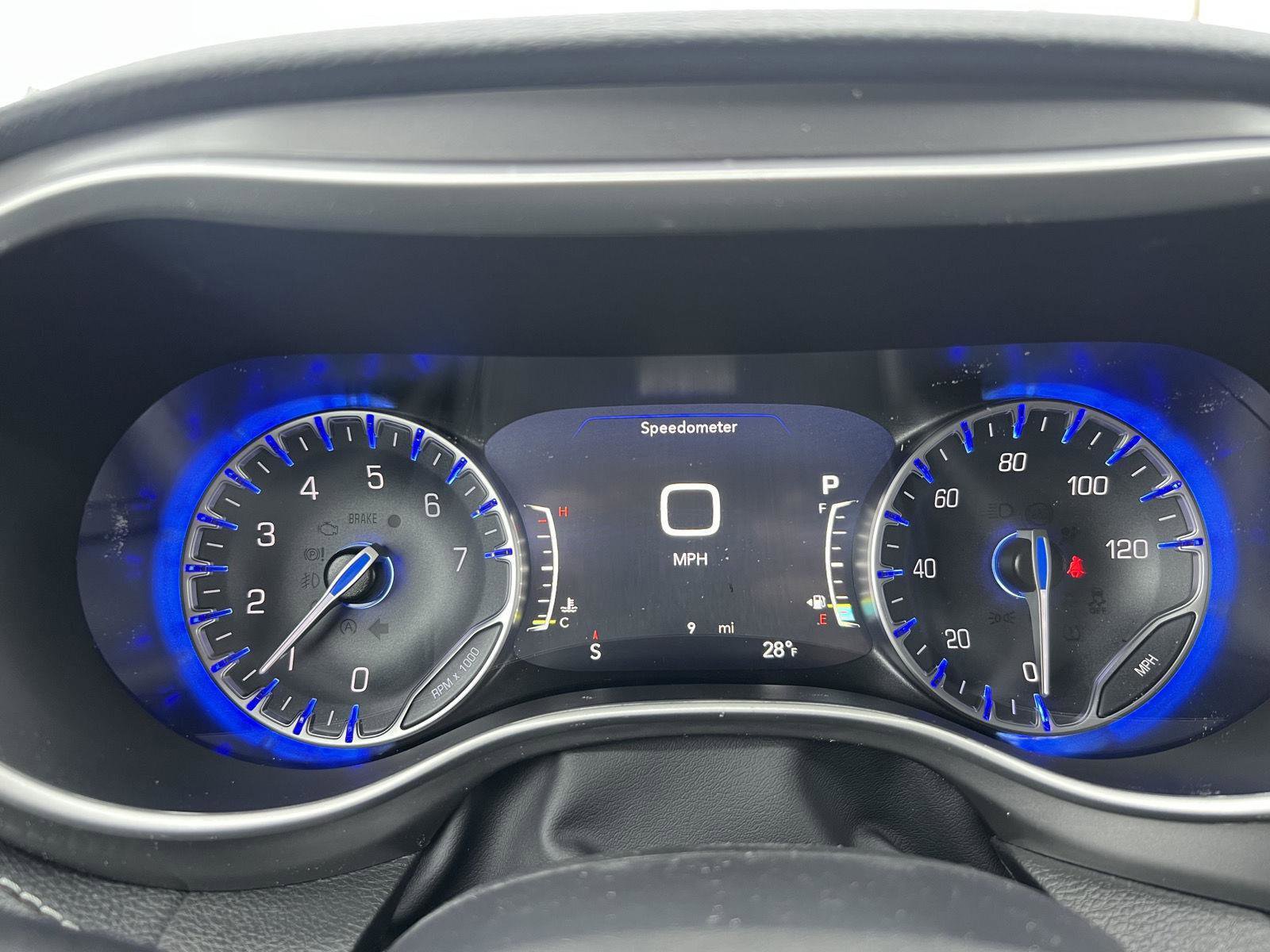 New 2026 Chrysler Pacifica Select w/ S Appearance Package image 17