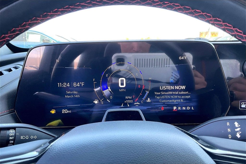 Used 2024 Chevrolet Traverse RS image 20