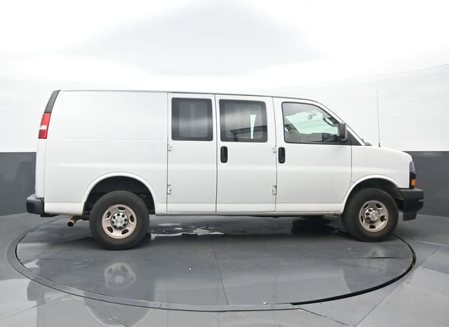 Used 2020 Chevrolet Express 2500 w/ Driver Convenience Package RWD image 2