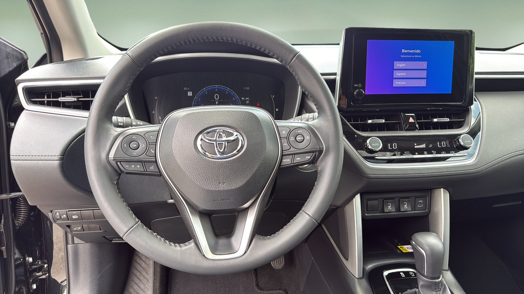 Used 2023 Toyota Corolla Cross XLE w/ Convenience Package FWD image 22