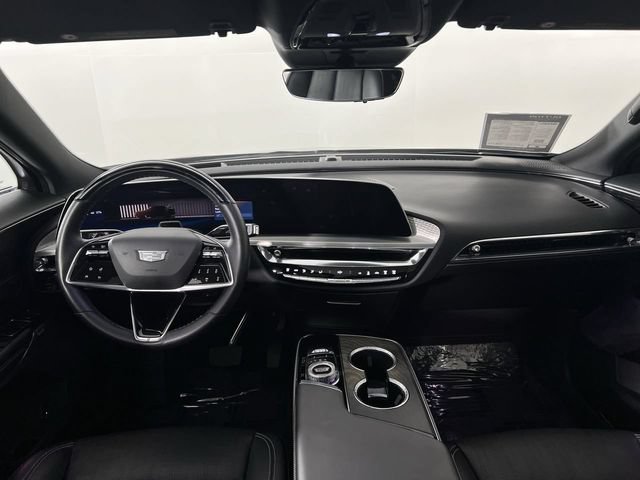 Used 2023 Cadillac Lyriq 2WD image 21