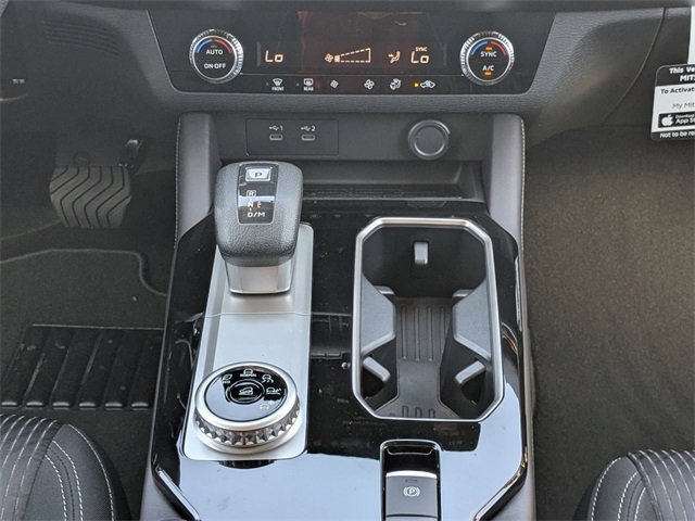 New 2025 Mitsubishi Outlander ES image 17