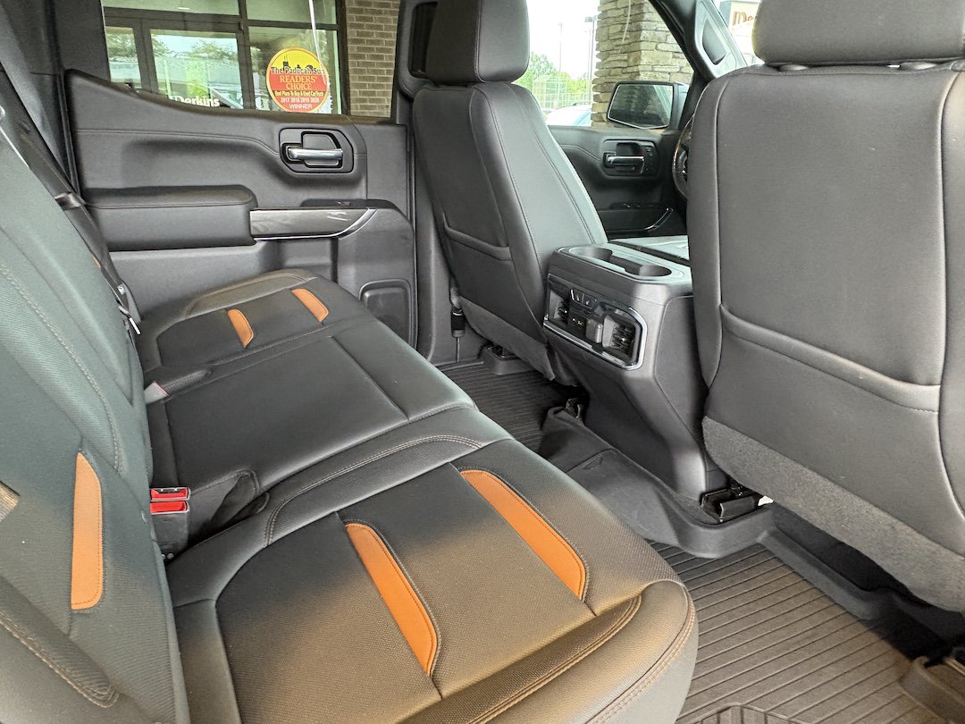 Used 2020 GMC Sierra 1500 AT4 w/ AT4 Premium Package AWD/4WD image 32