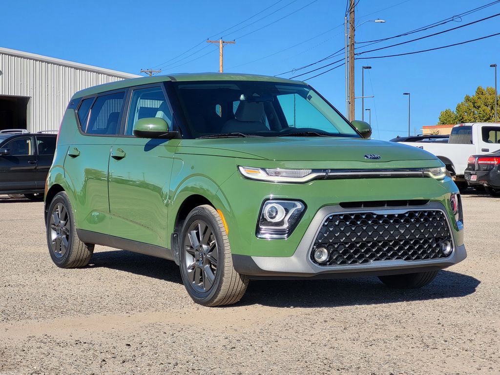 Used 2020 Kia Soul EX image 3