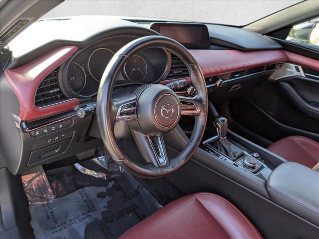 Used 2021 MAZDA MAZDA3 Hatchback w/Premium Plus Pkg image 9