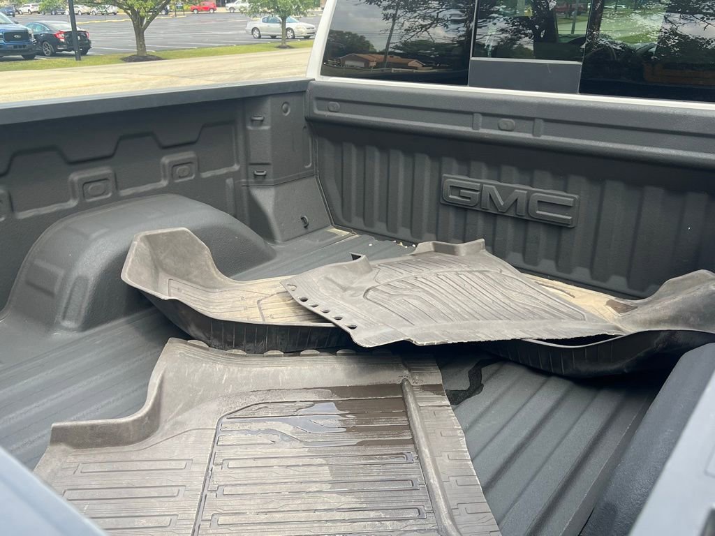 Used 2022 GMC Sierra 1500 SLT image 11