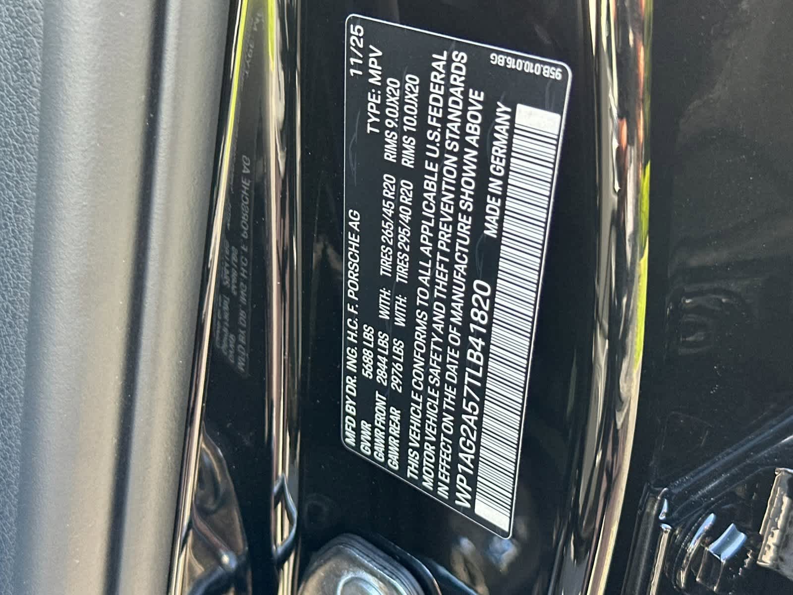 New 2026 Porsche Macan S AWD/4WD image 33