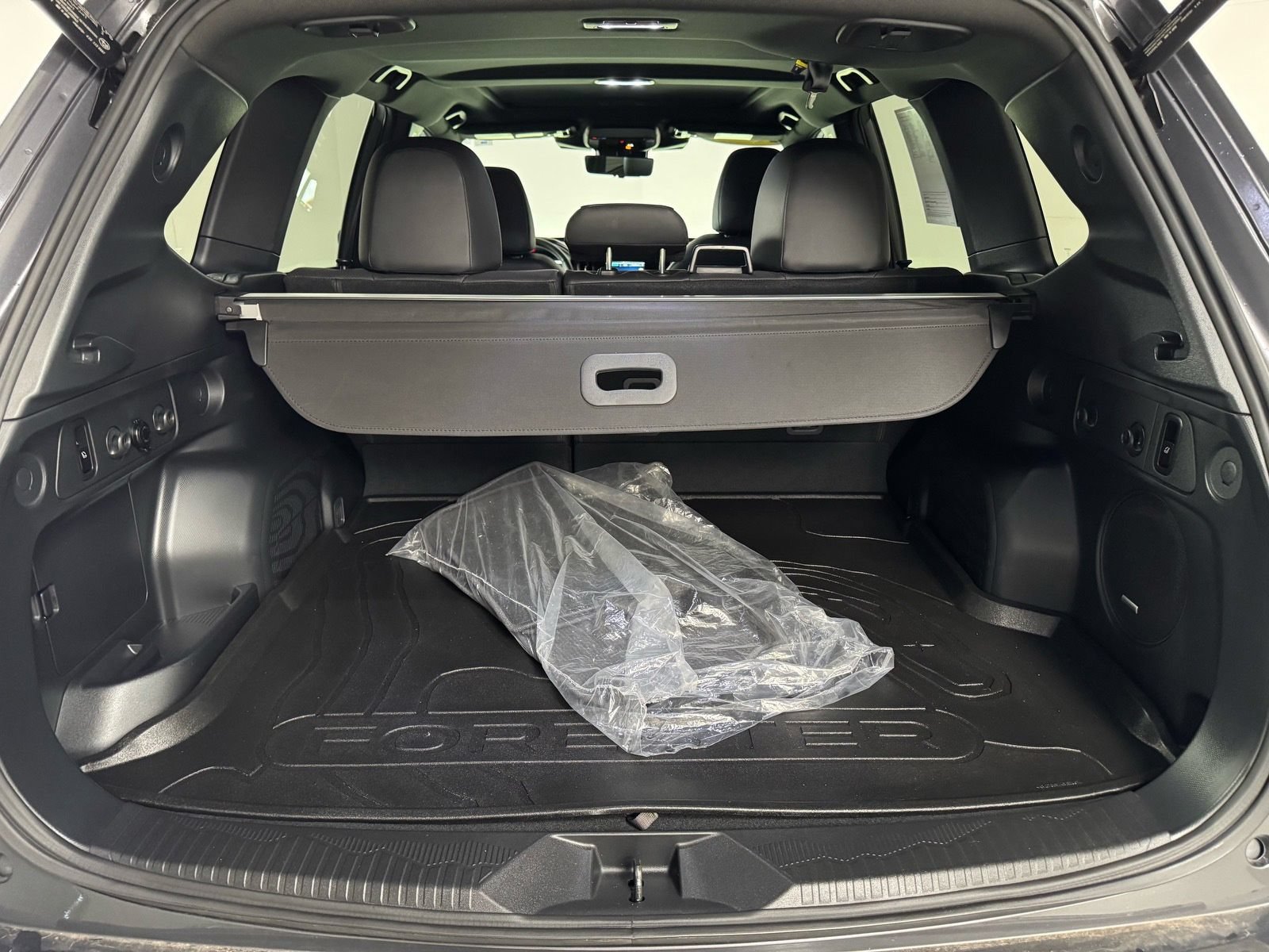 Used 2025 Subaru Forester Touring w/ Touring Package AWD/4WD image 19