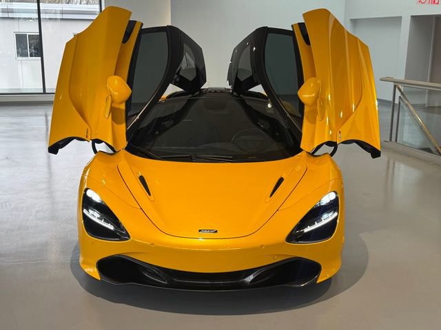 Used 2019 McLaren 720S Performance RWD image 7