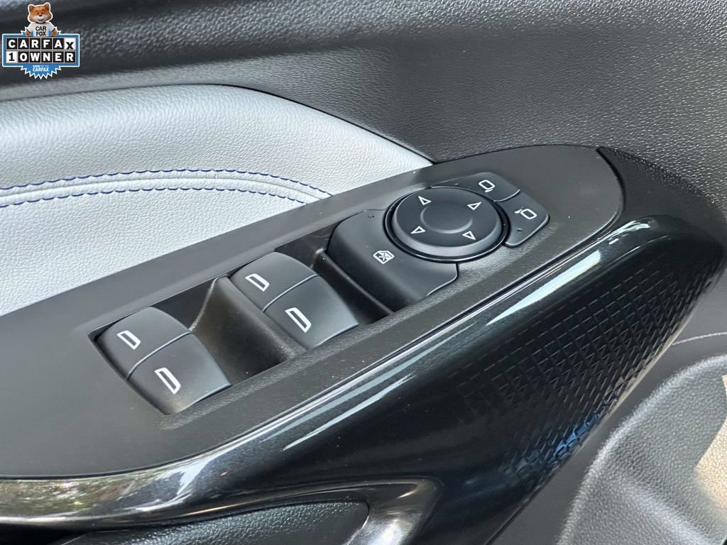 Used 2024 Chevrolet Trax LT w/ Sunroof Package FWD image 16