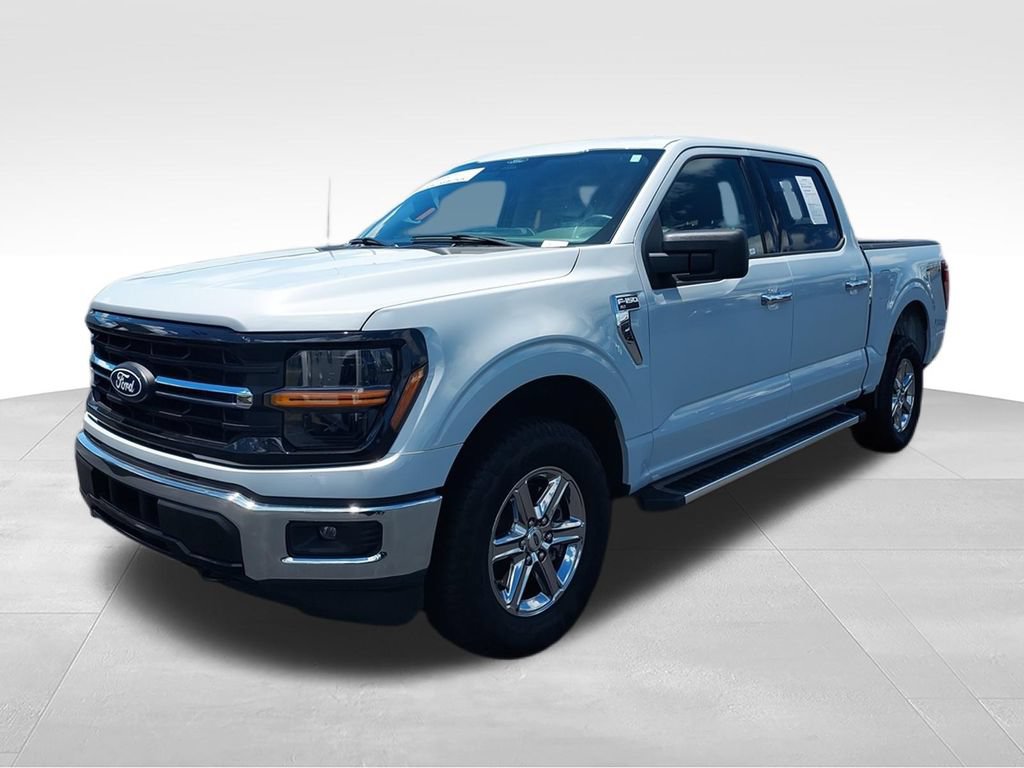 Used 2025 Ford F150 XLT w/ Equipment Group 301A Standard AWD/4WD image 4