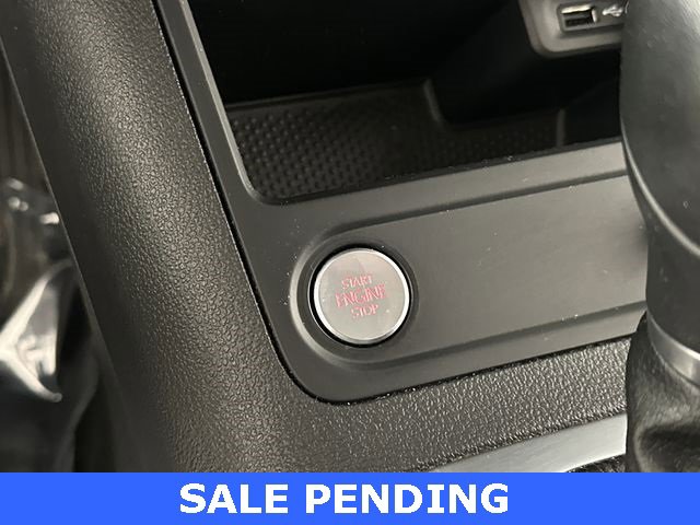 Used 2017 Volkswagen Tiguan Limited w/ Premium Package image 10