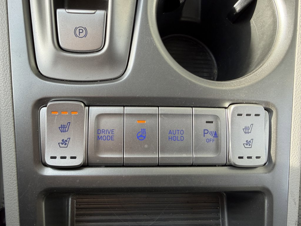 Used 2020 Hyundai Kona Ultimate image 26