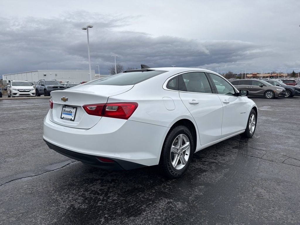 Used 2023 Chevrolet Malibu LS image 7