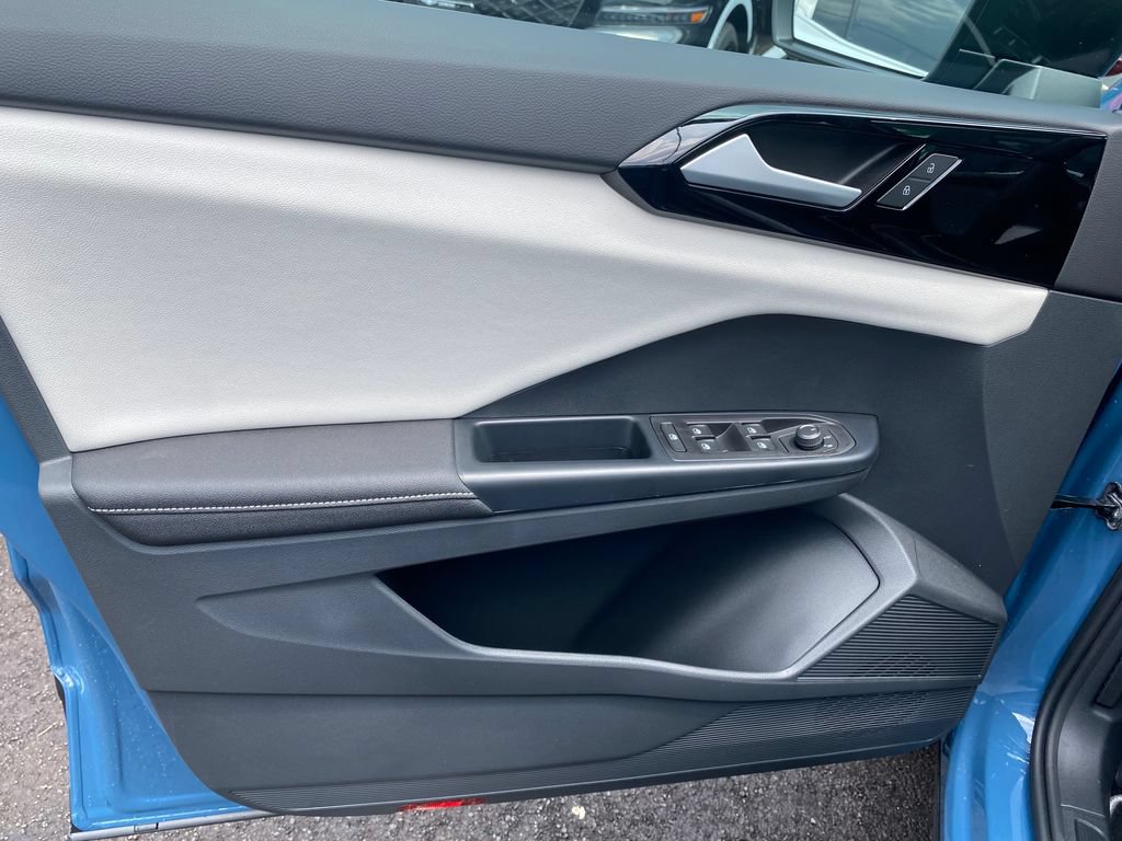 New 2026 Volkswagen Taos S FWD image 13