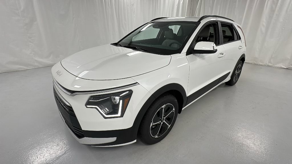 New 2025 Kia Niro EX image 7