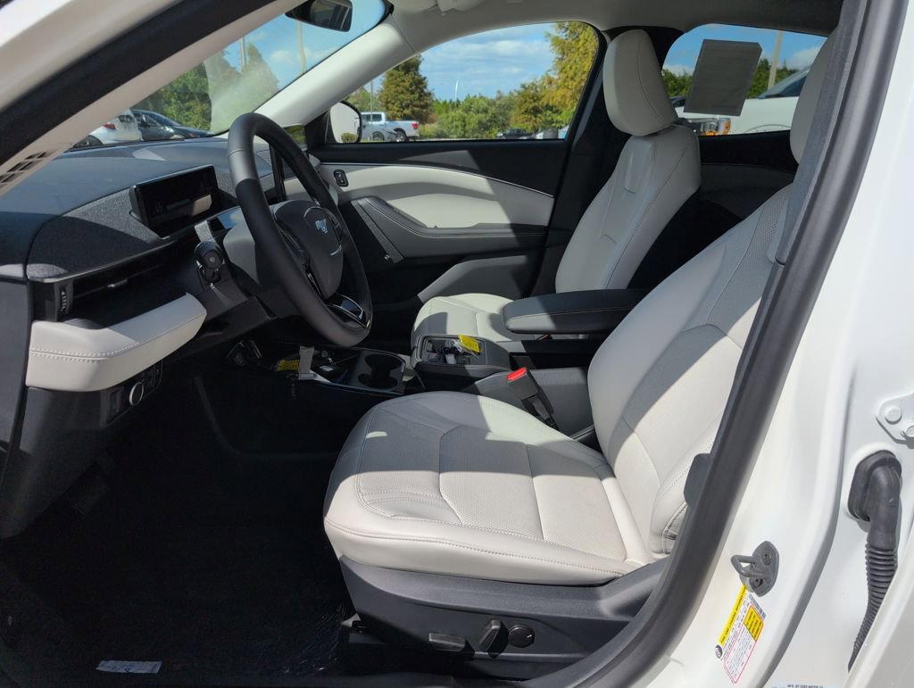 New 2025 Ford Mustang Mach-E Premium image 6