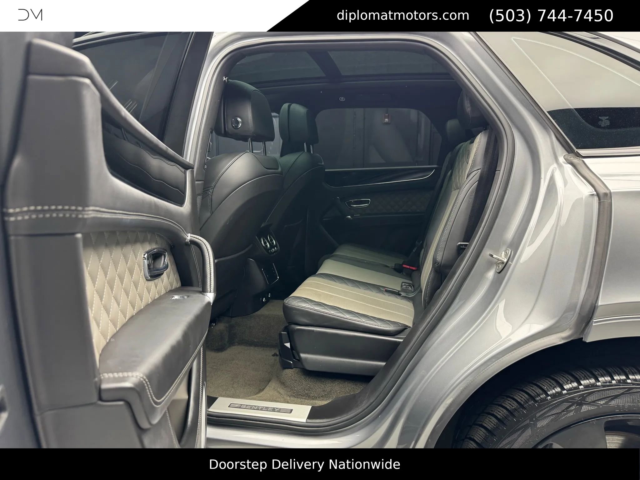 Used 2020 Bentley Bentayga image 21