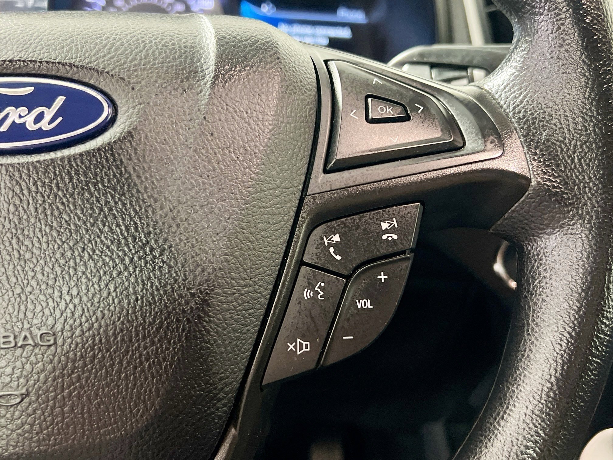 Used 2022 Ford Edge SE image 19