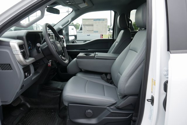 New 2025 Ford F350 XL w/ 360-Degree Camera Package image 2