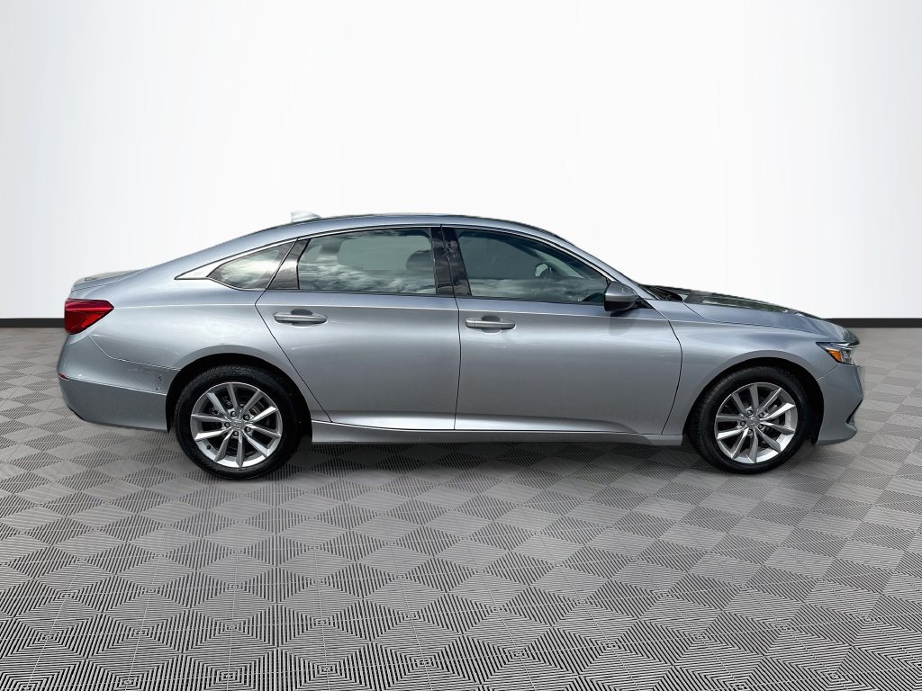 Used 2022 Honda Accord LX image 5